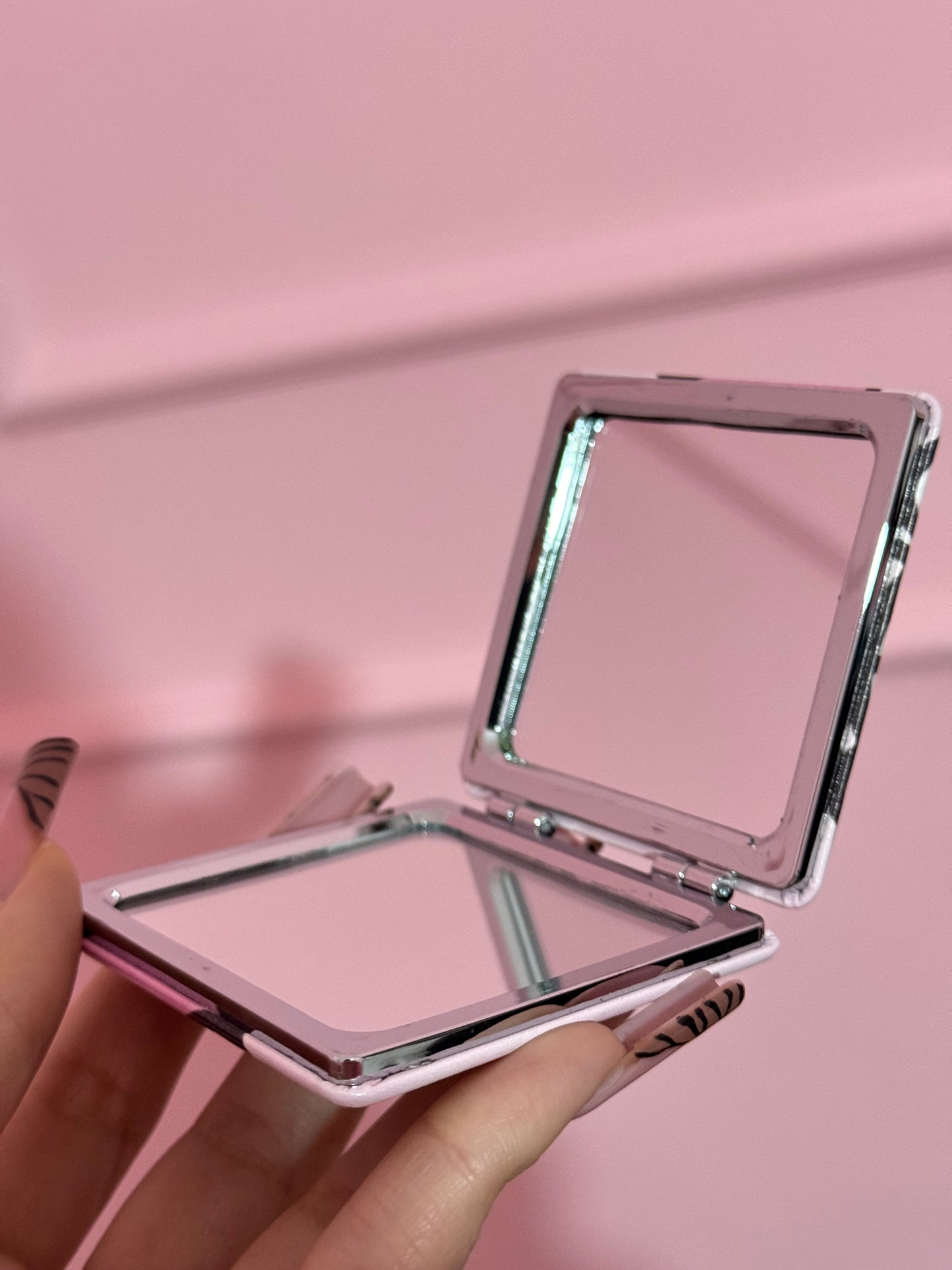 Specchietto Hello Kitty