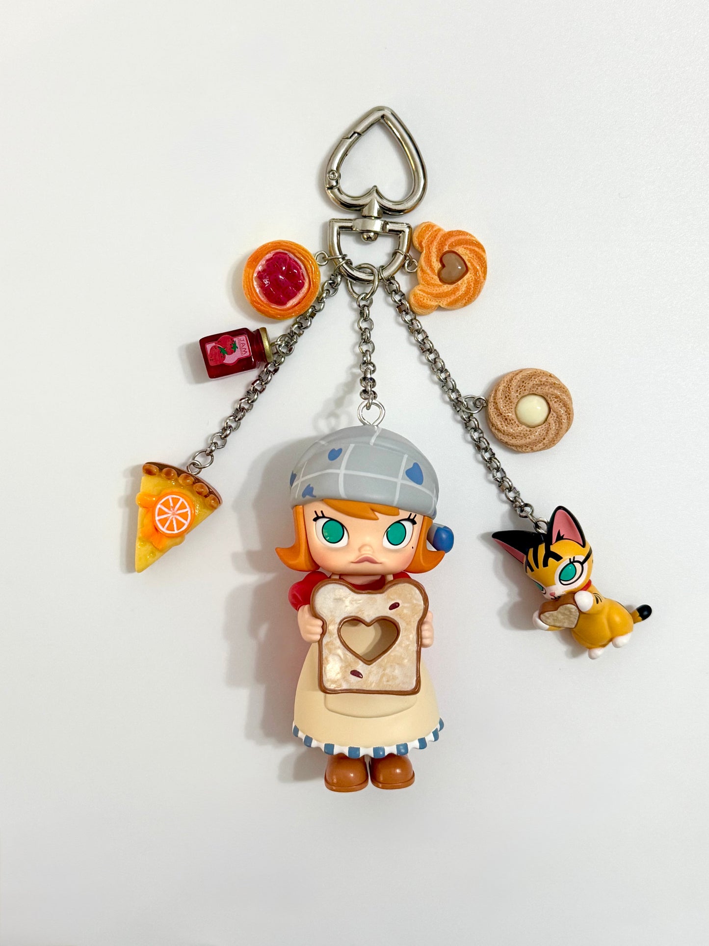 Molly, amoureuse des glucides - Cagoule croissant
