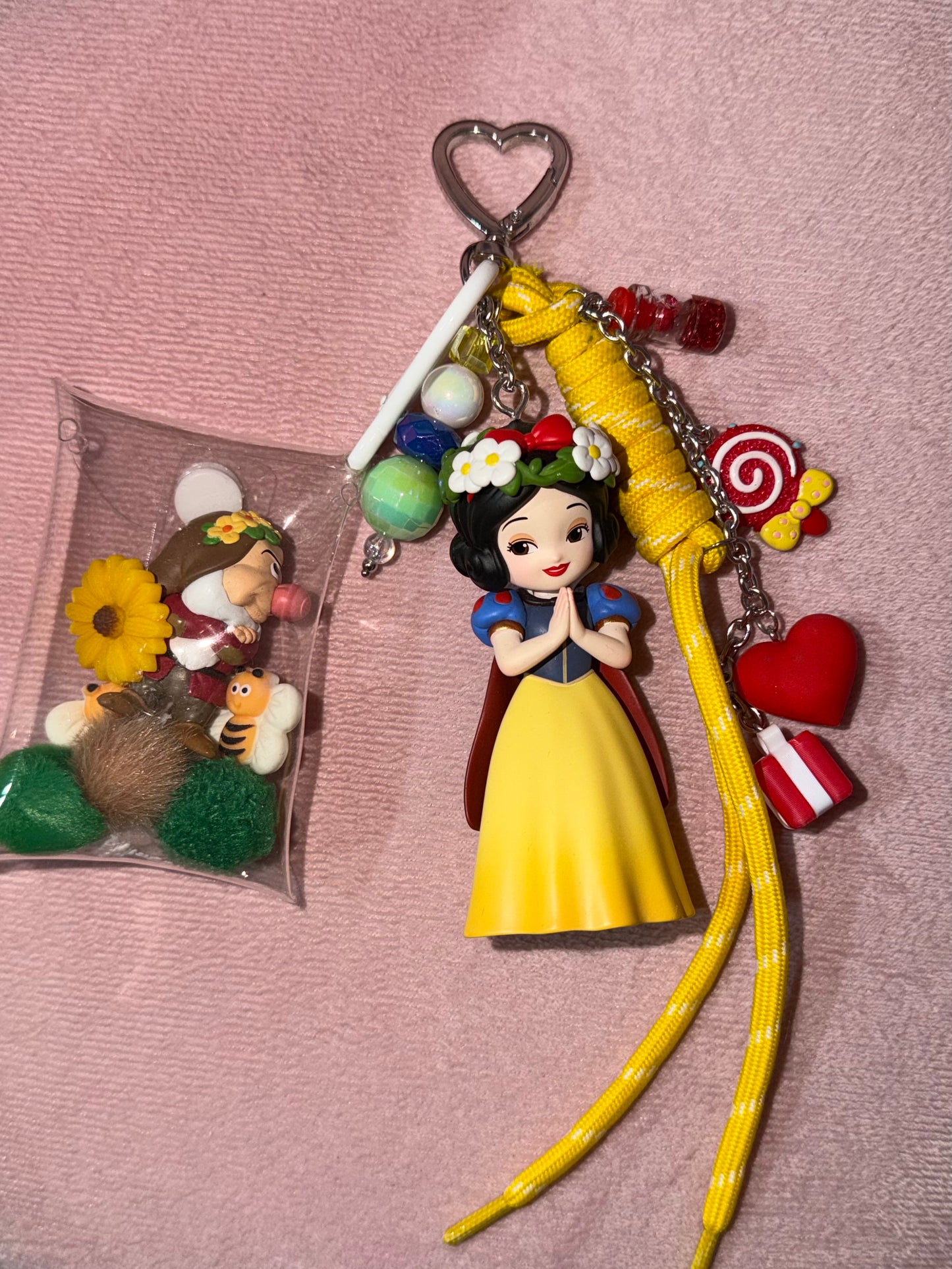 Biancaneve charm