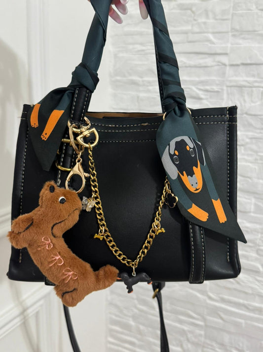 Dachshund Luxury Set: Peluche - Catena - Foulard