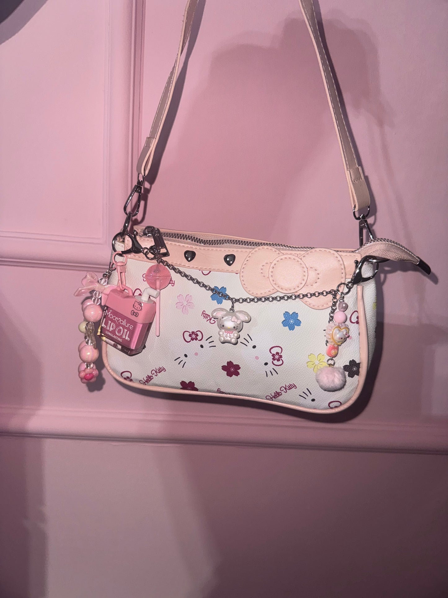 Sweet Kitty Mini Bag - borsa Y2K con charm & lip oil