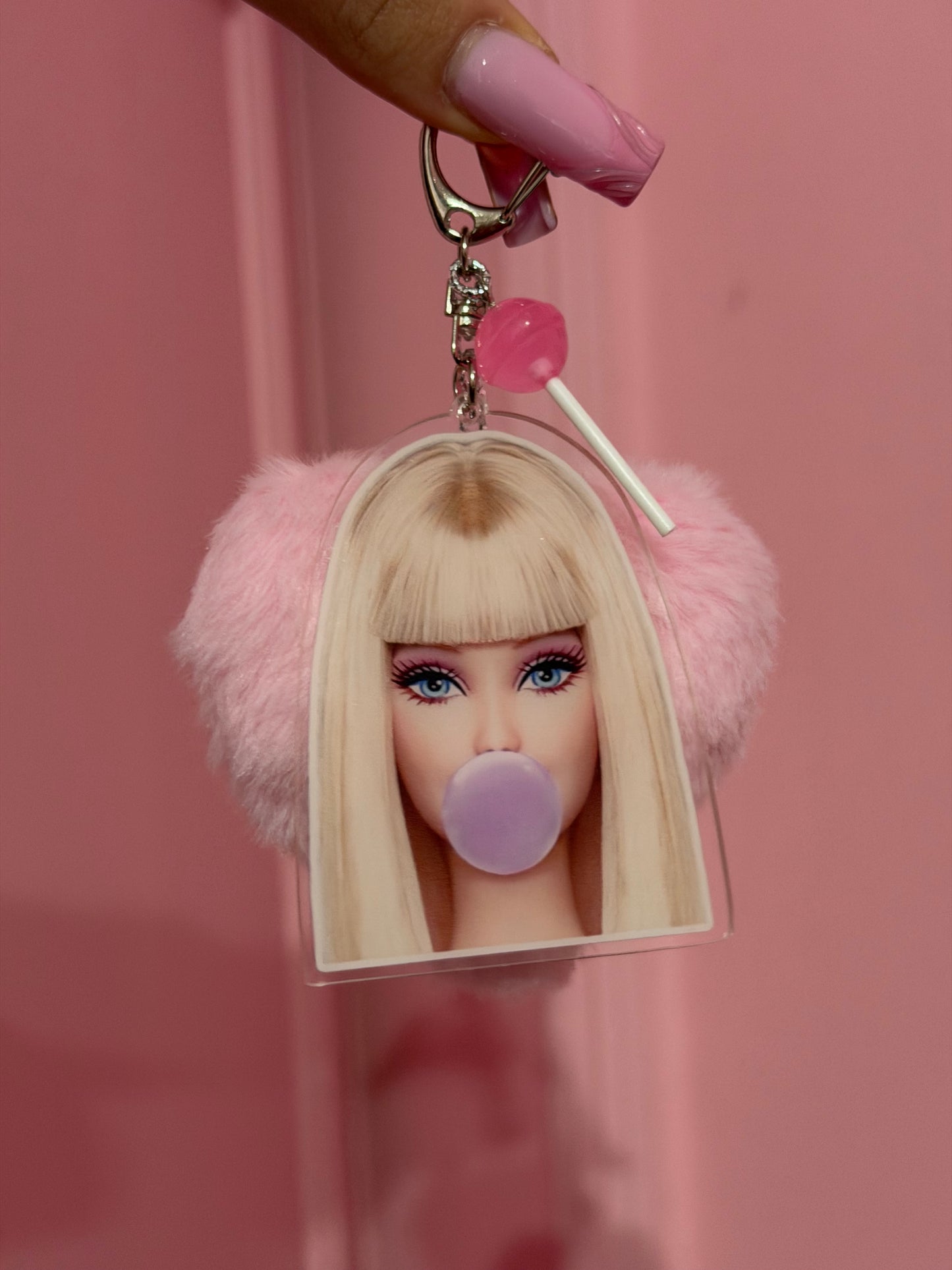 Portachiavi Blondy Doll con mini perline e ciondoli 💖 Accessorio carino e adorabile, perfetto come regalo 🎀 Ideale per borse e zaini