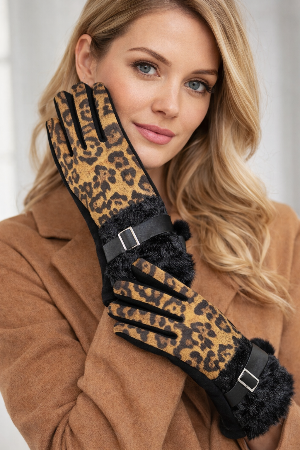 gants léopard beiges