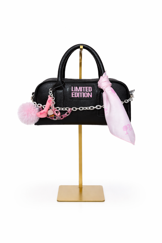Borsa Bauletto Nero Limited Edition con Charm e Foulard Rosa - Tracolla Inclusa