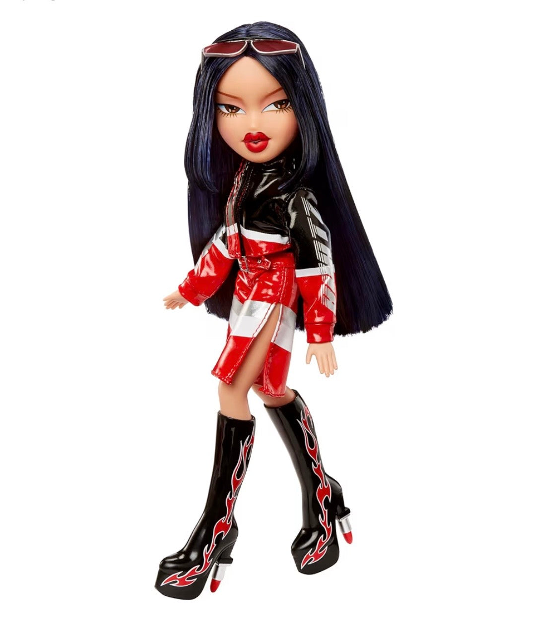 Bratz Scorchin' Yasmin - Include 1 Bambola Fashion con Abiti e Accessori, Bambole ispirate alle Moto, Bei Giocattoli per Bambine