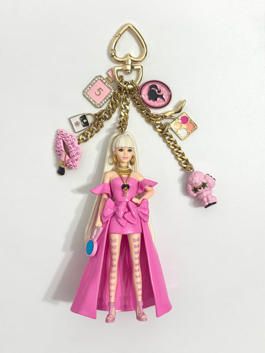 Pop Mart Barbie Style Icon - 2022 Barbie Extra
