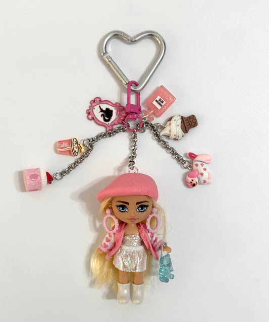 Barbie Extra Mini Minis College Edition